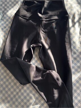 Black High-Waist Performance Leggings